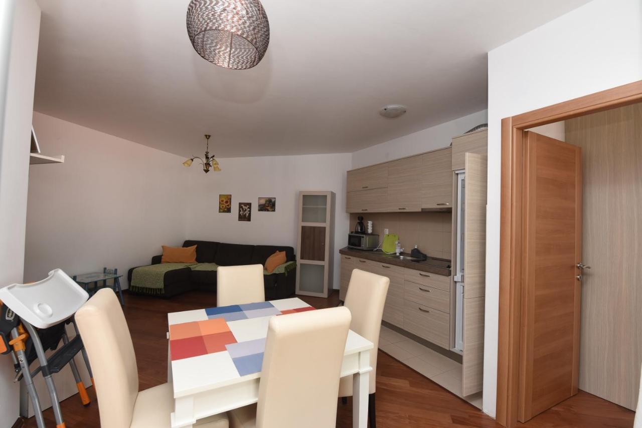 Apartamenti Enjoy Apartamento Petrovac Exterior foto