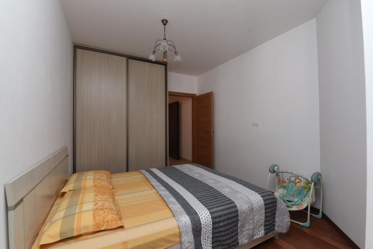 Apartamenti Enjoy Apartamento Petrovac Exterior foto