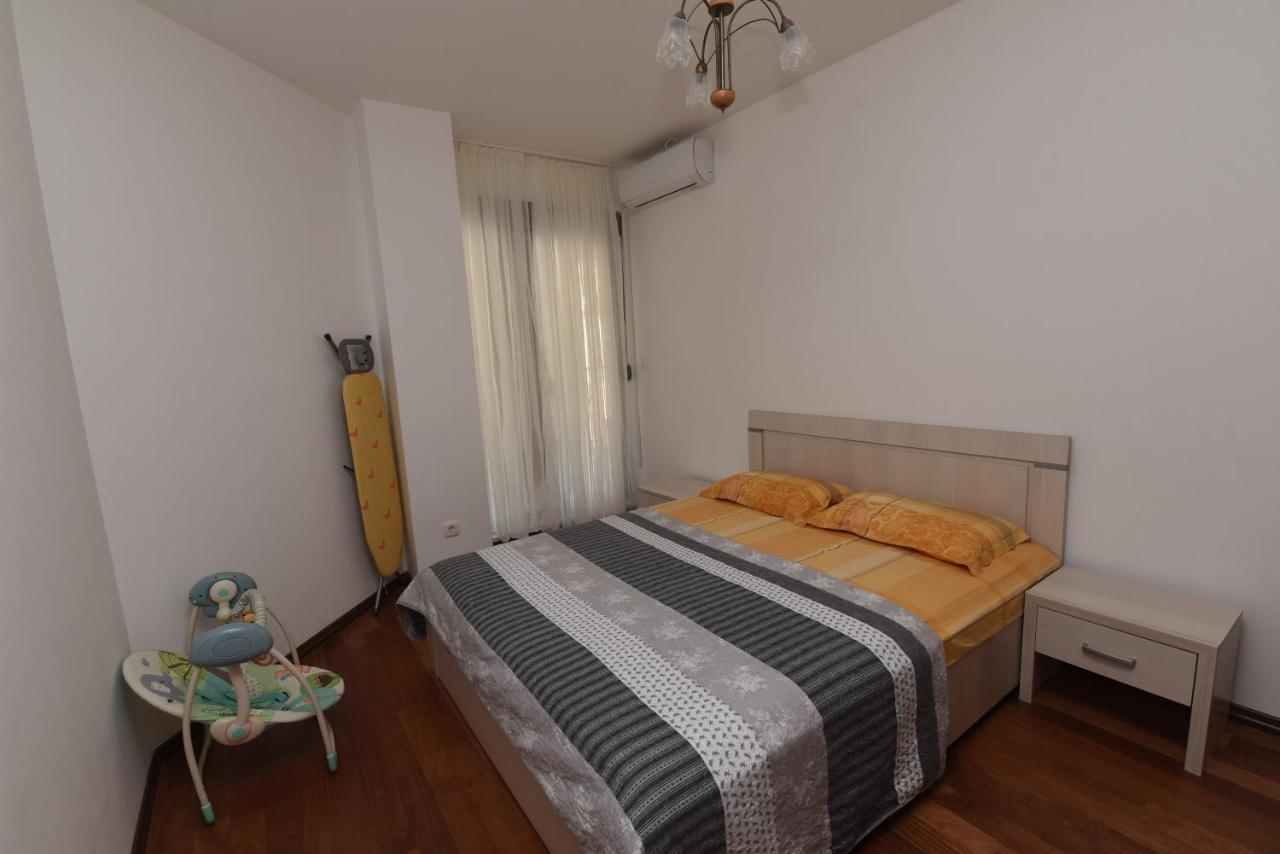 Apartamenti Enjoy Apartamento Petrovac Exterior foto