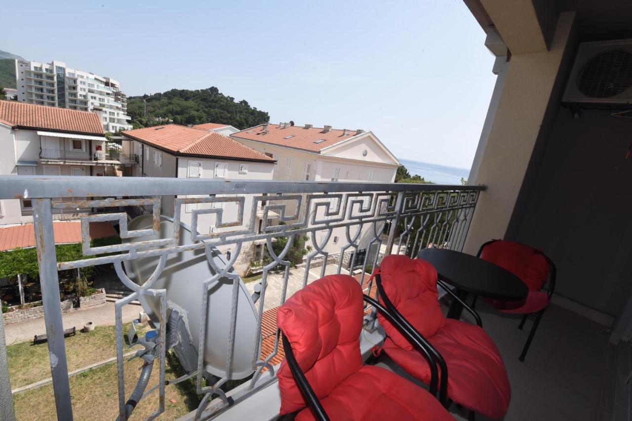 Apartamenti Enjoy Apartamento Petrovac Exterior foto