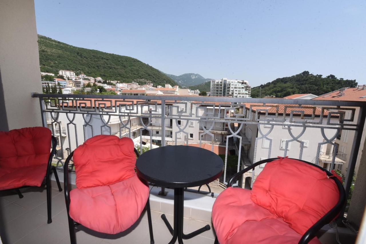 Apartamenti Enjoy Apartamento Petrovac Exterior foto