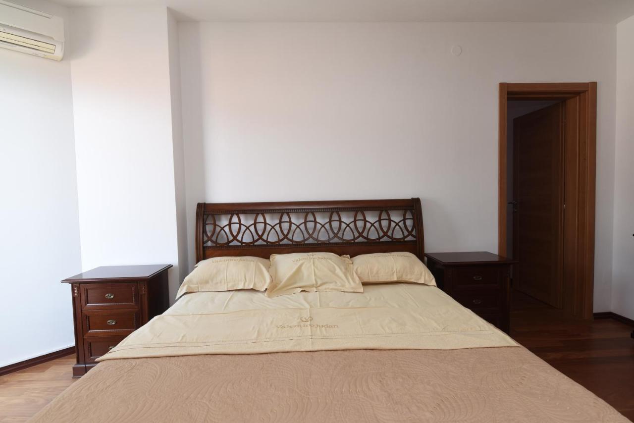 Apartamenti Enjoy Apartamento Petrovac Exterior foto