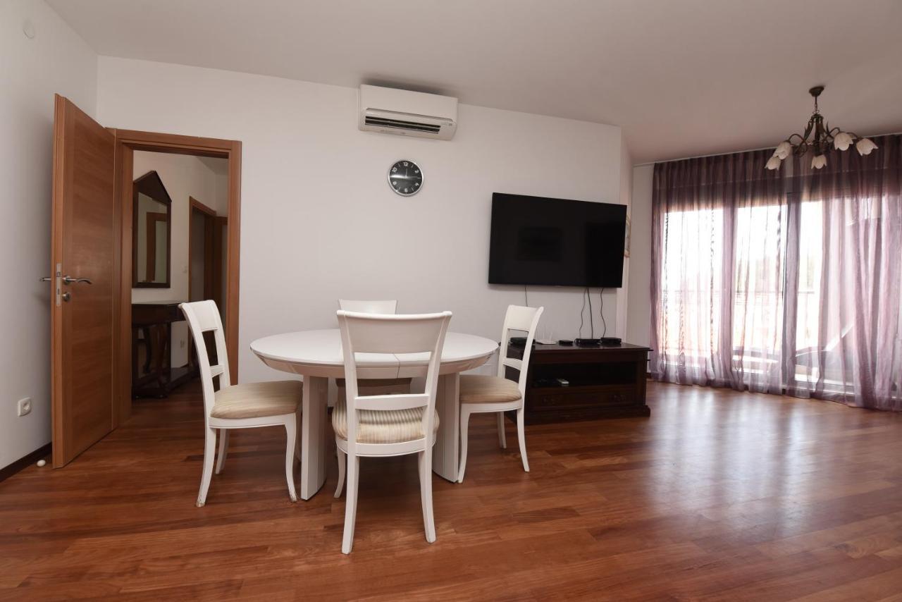 Apartamenti Enjoy Apartamento Petrovac Exterior foto