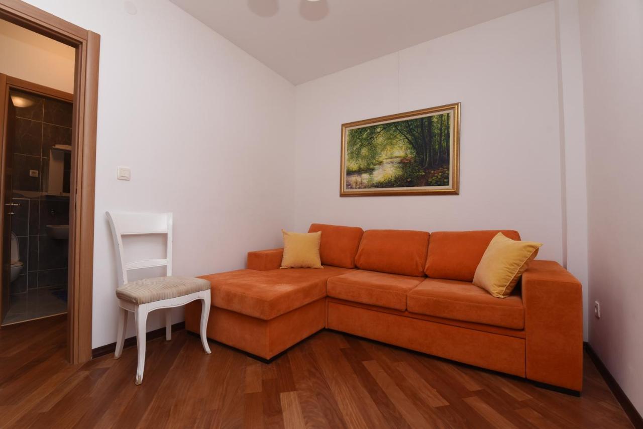 Apartamenti Enjoy Apartamento Petrovac Exterior foto