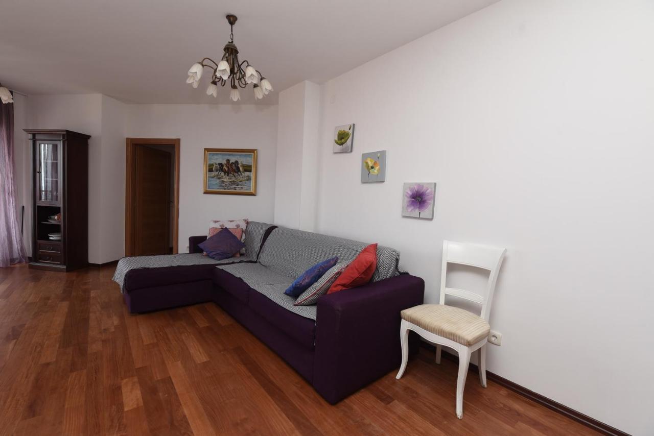 Apartamenti Enjoy Apartamento Petrovac Exterior foto